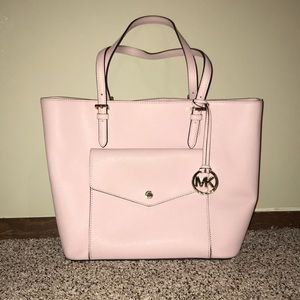 EUC💗Michael Kors Jet Setter purse